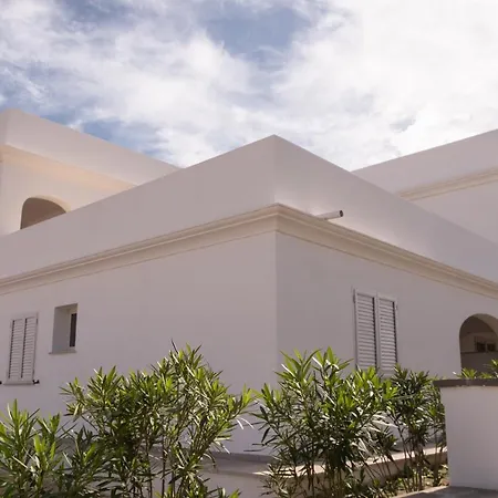 Aparthotel Isa-appartaments In With Air Conditioning